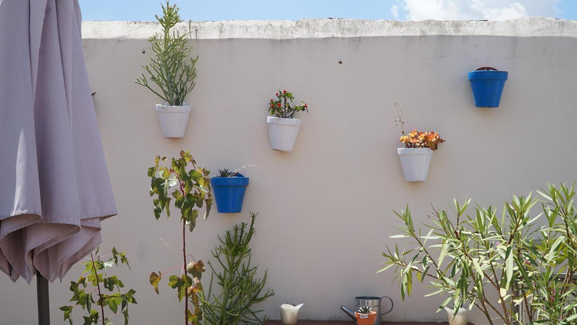 Blue House Arenal Seville Exterior photo
