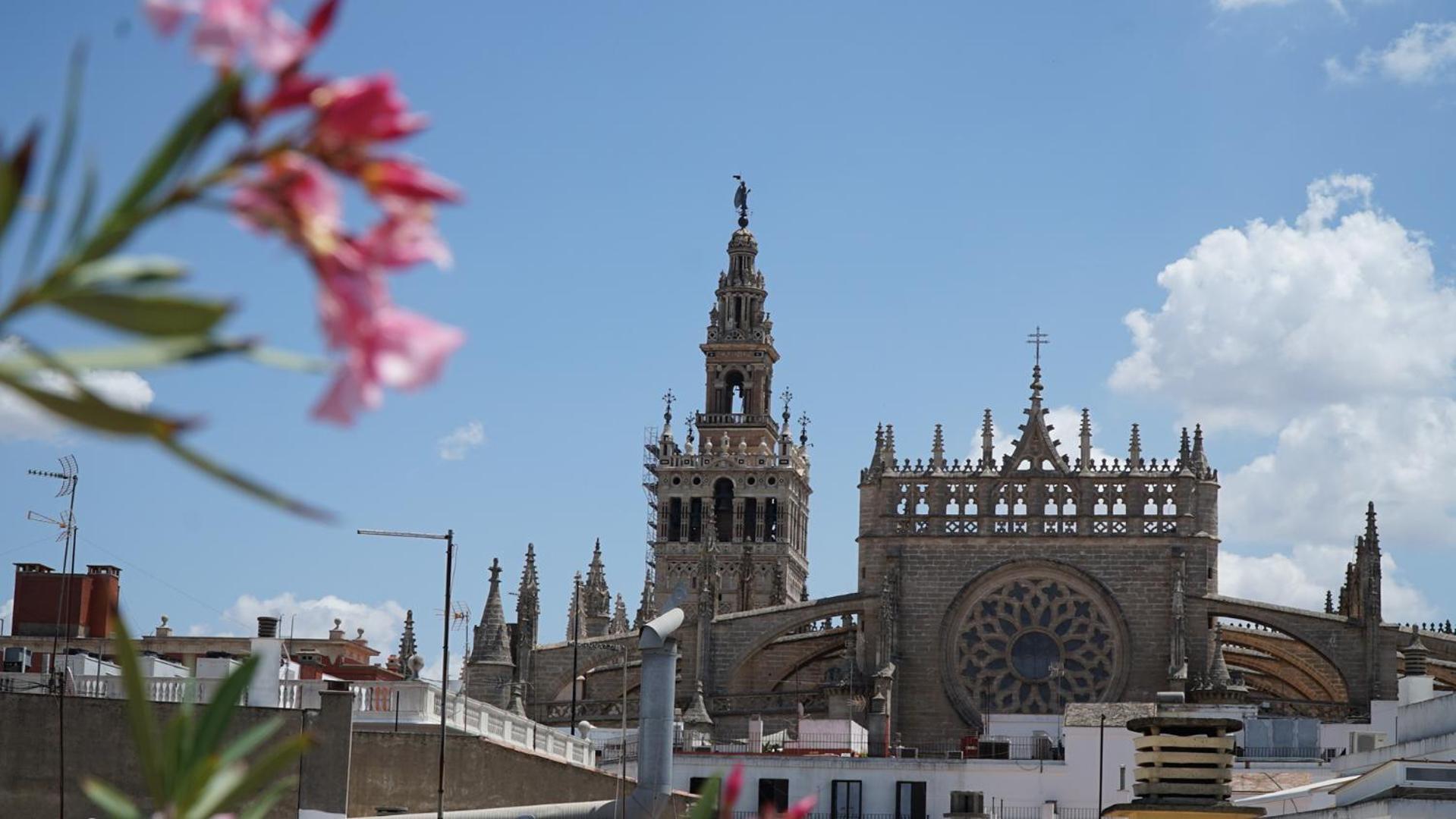 Blue House Arenal Seville Exterior photo