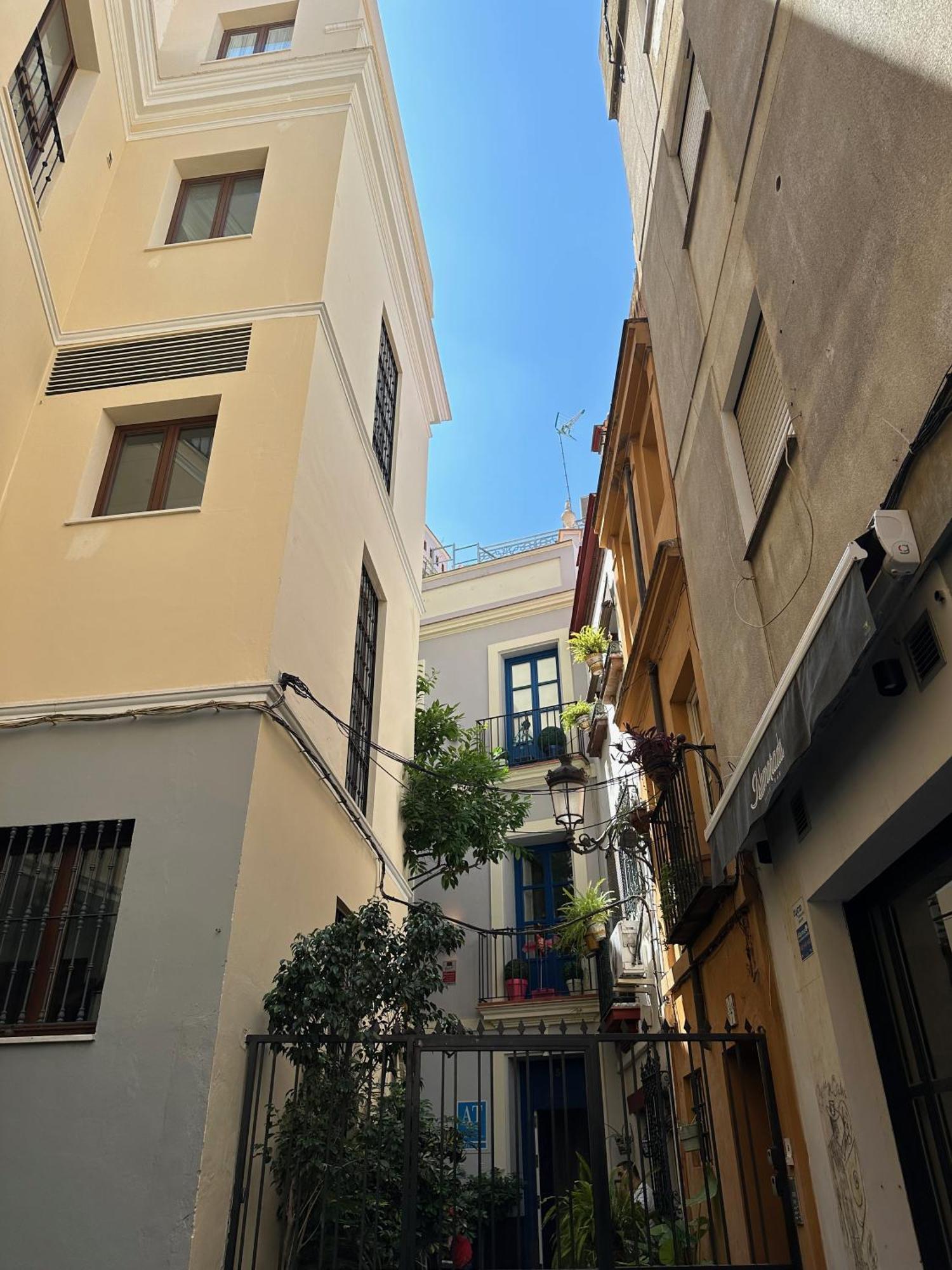 Blue House Arenal Seville Exterior photo